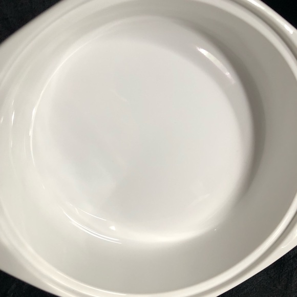 Mikasa Fire & Ice Strawberries Covered Casserole 3/4 Quart Dish - Picture 8 of 16